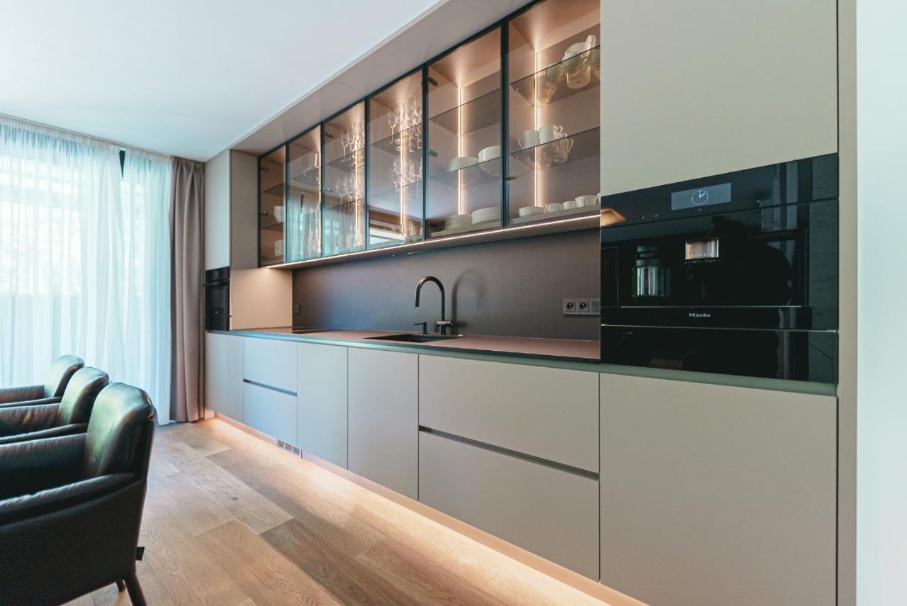Prague Days - Stylish Apartments With Terrace - Parking - Quiet Area Exterior foto