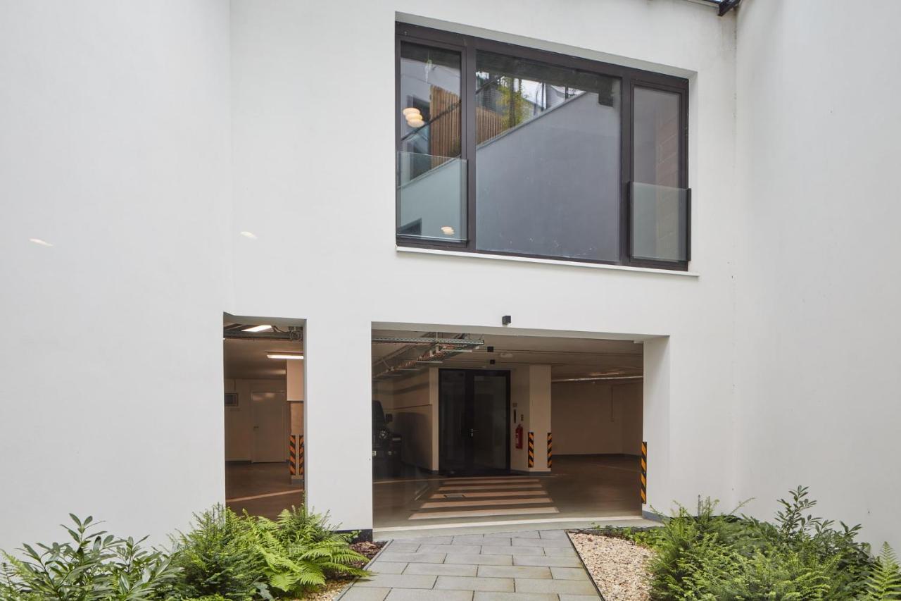 Prague Days - Stylish Apartments With Terrace - Parking - Quiet Area Exterior foto